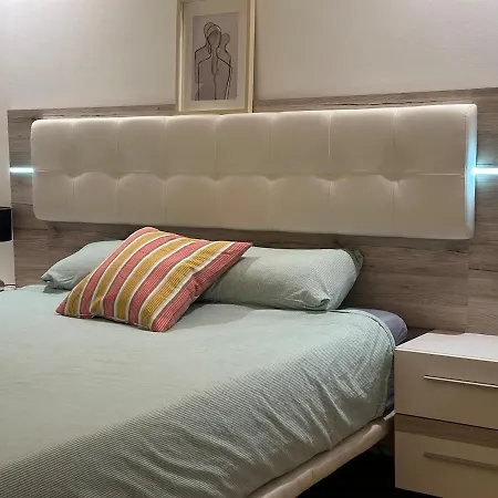 Playa De Con Jardin Y Piscina * Печон