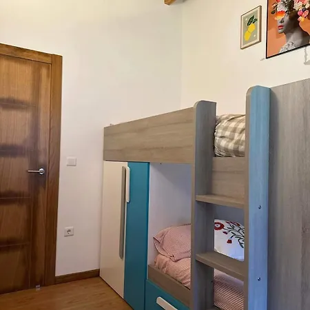 Playa De Con Jardin Y Piscina Печон